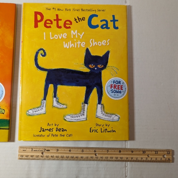 2 1st Edition Pete The Cat Hardback Books plus 36 Bookmarks Full Color Books New - Picture 3 of 14